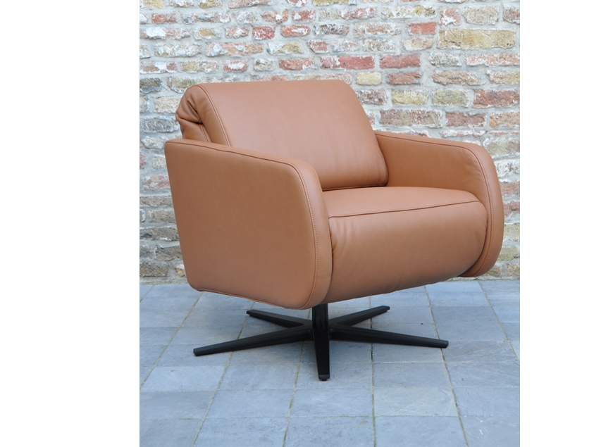 Aneta relaxfauteuil cognac / umbra